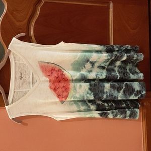 Woman's sleeveless tank top, M